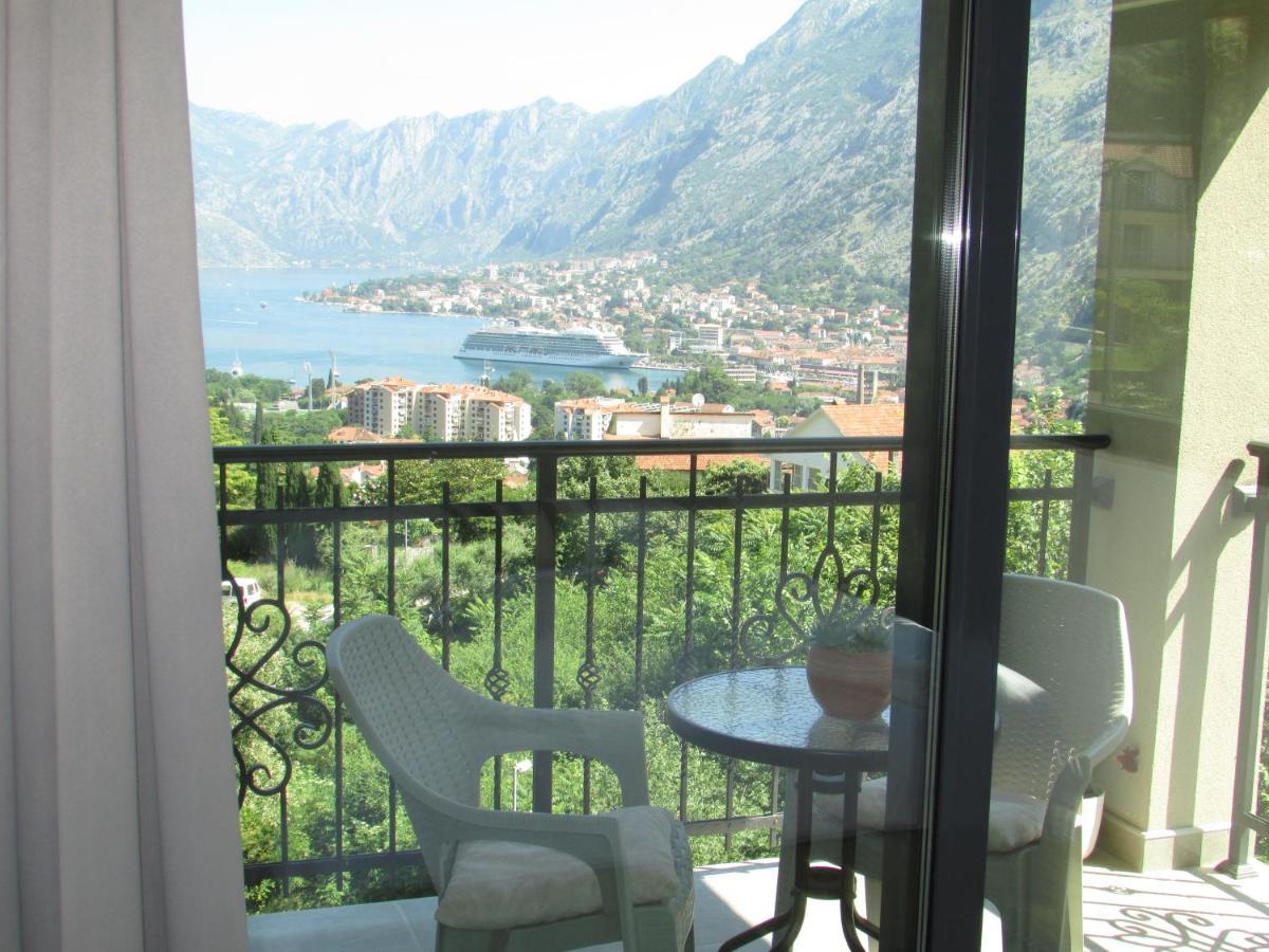 Radgost Kotor Apartments Esterno foto