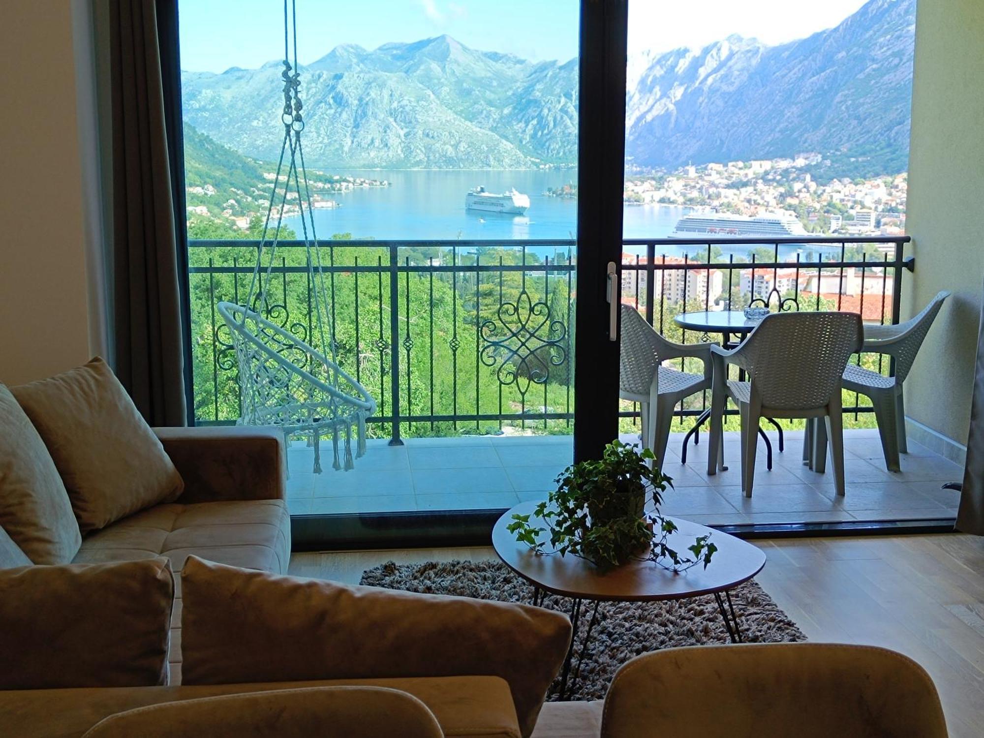 Radgost Kotor Apartments Esterno foto