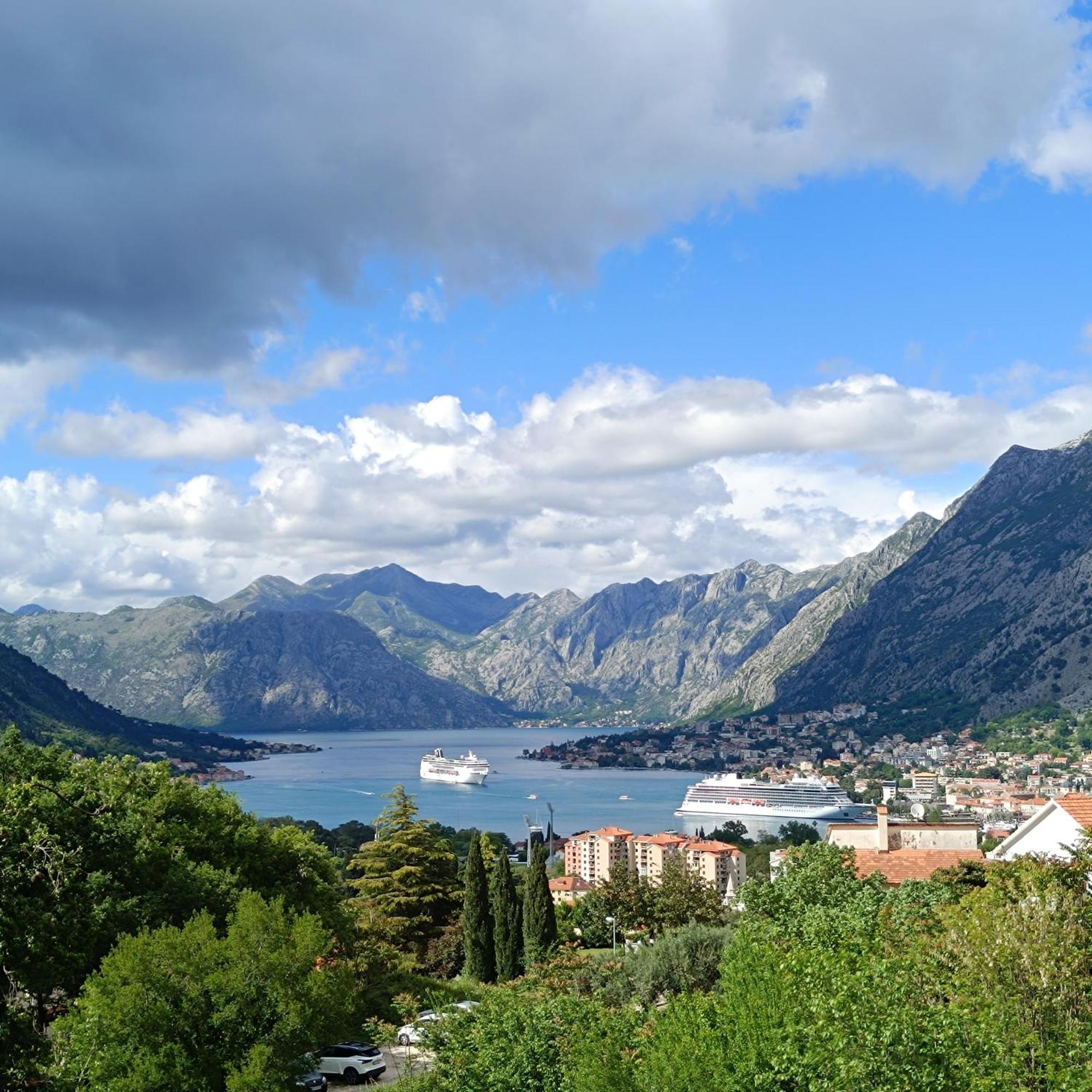 Radgost Kotor Apartments Esterno foto