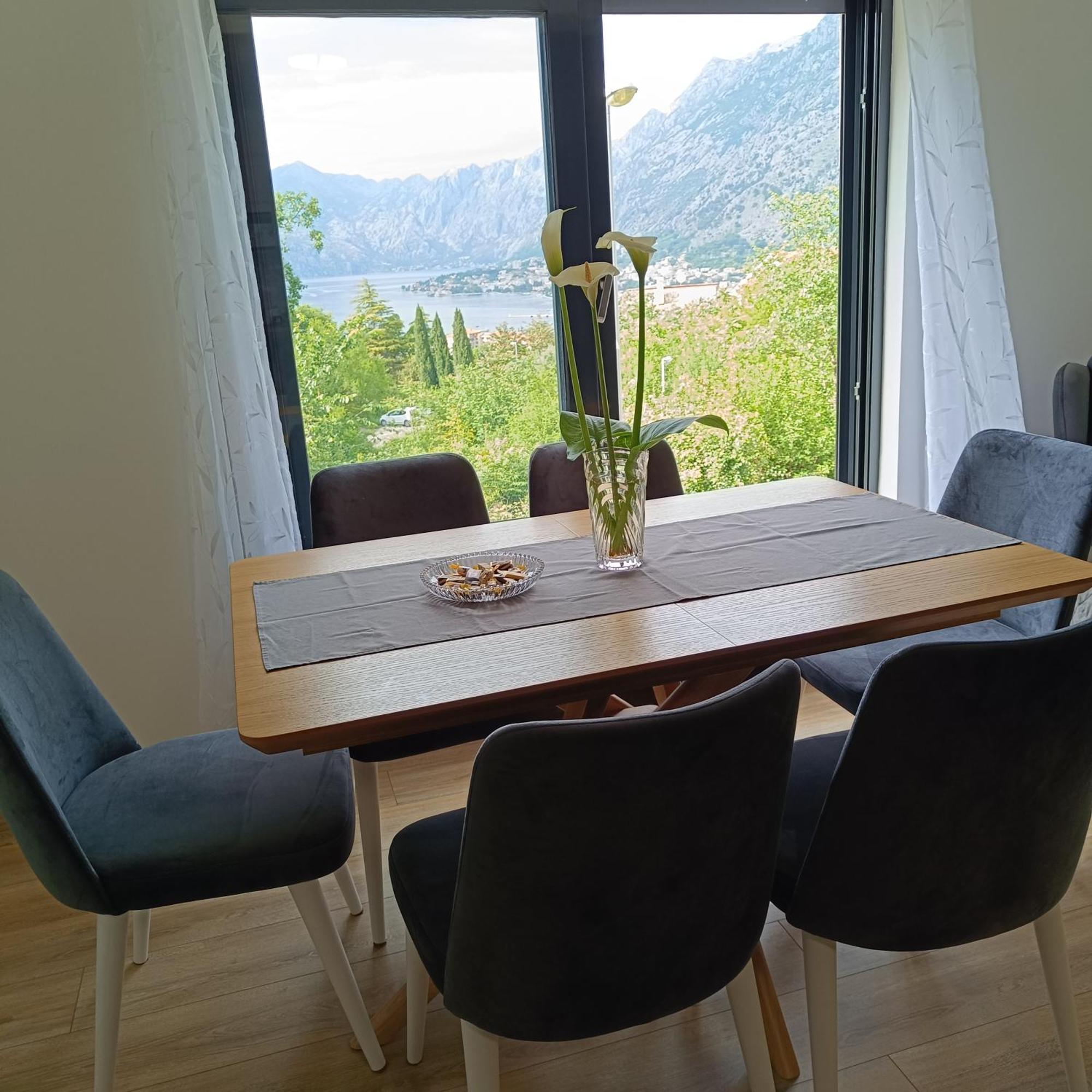 Radgost Kotor Apartments Esterno foto