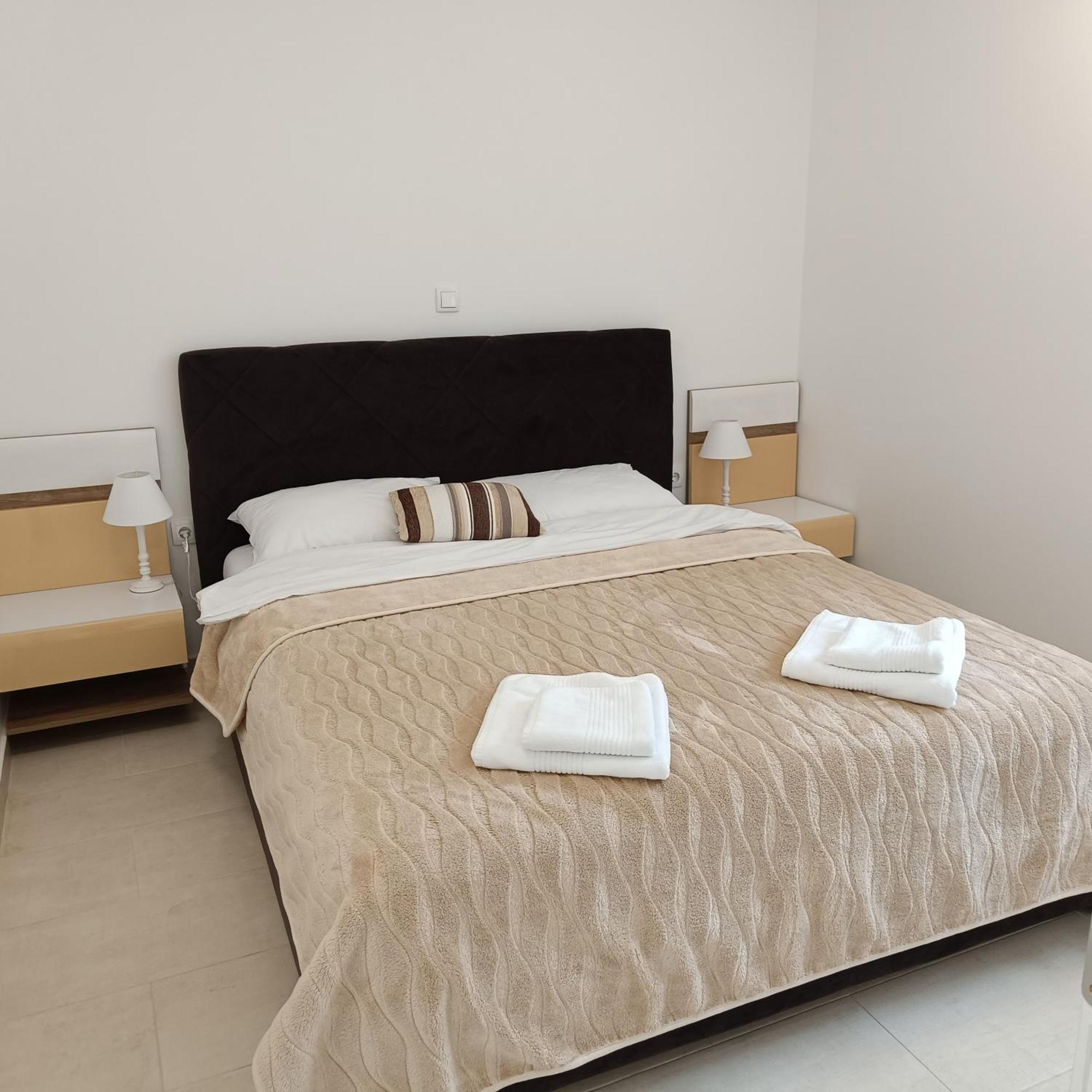 Radgost Kotor Apartments Esterno foto