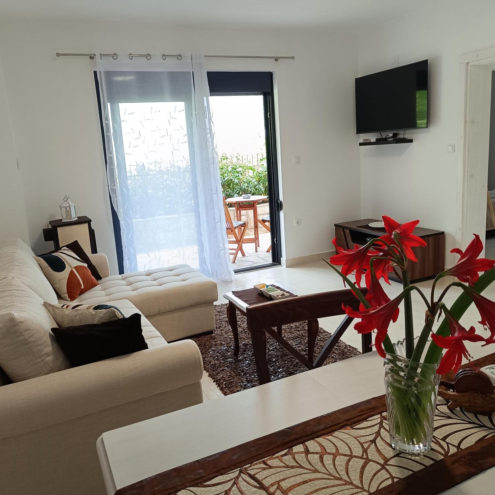 Radgost Kotor Apartments Esterno foto