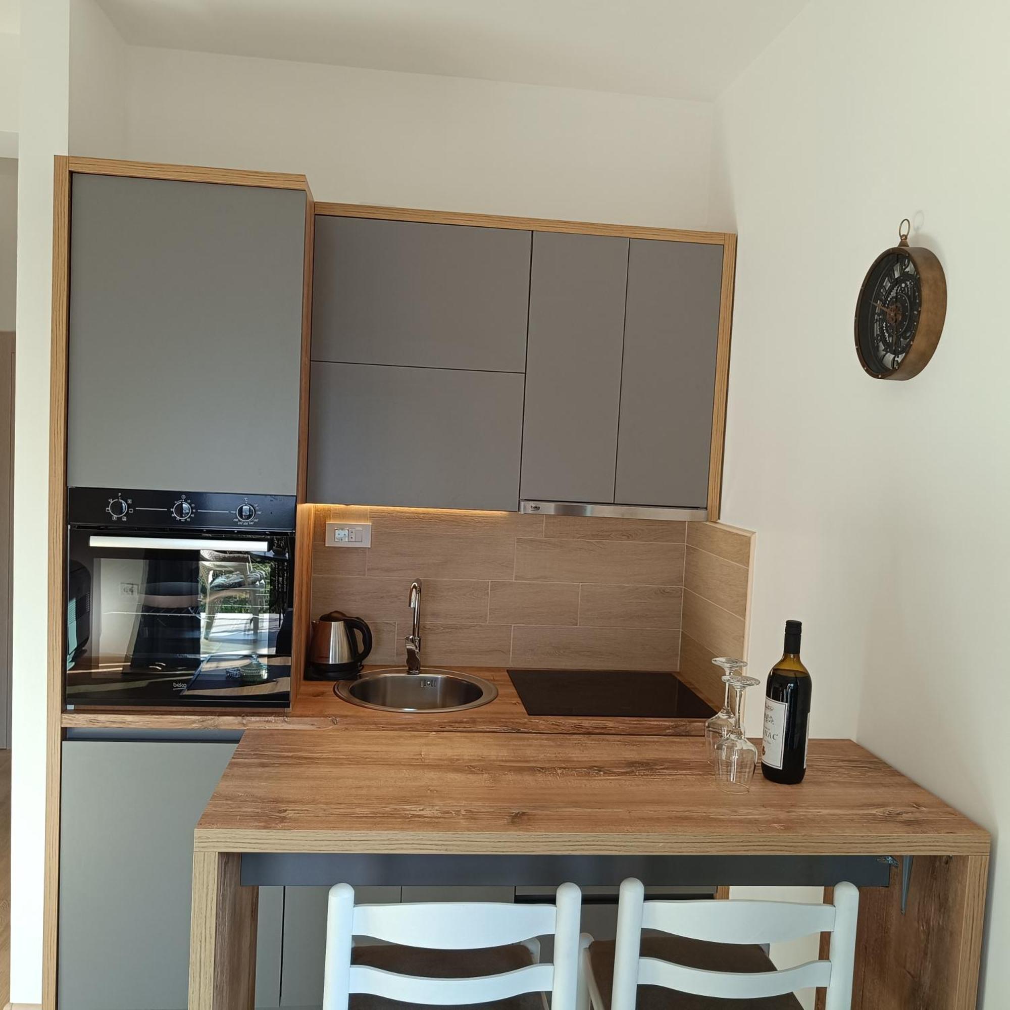 Radgost Kotor Apartments Esterno foto