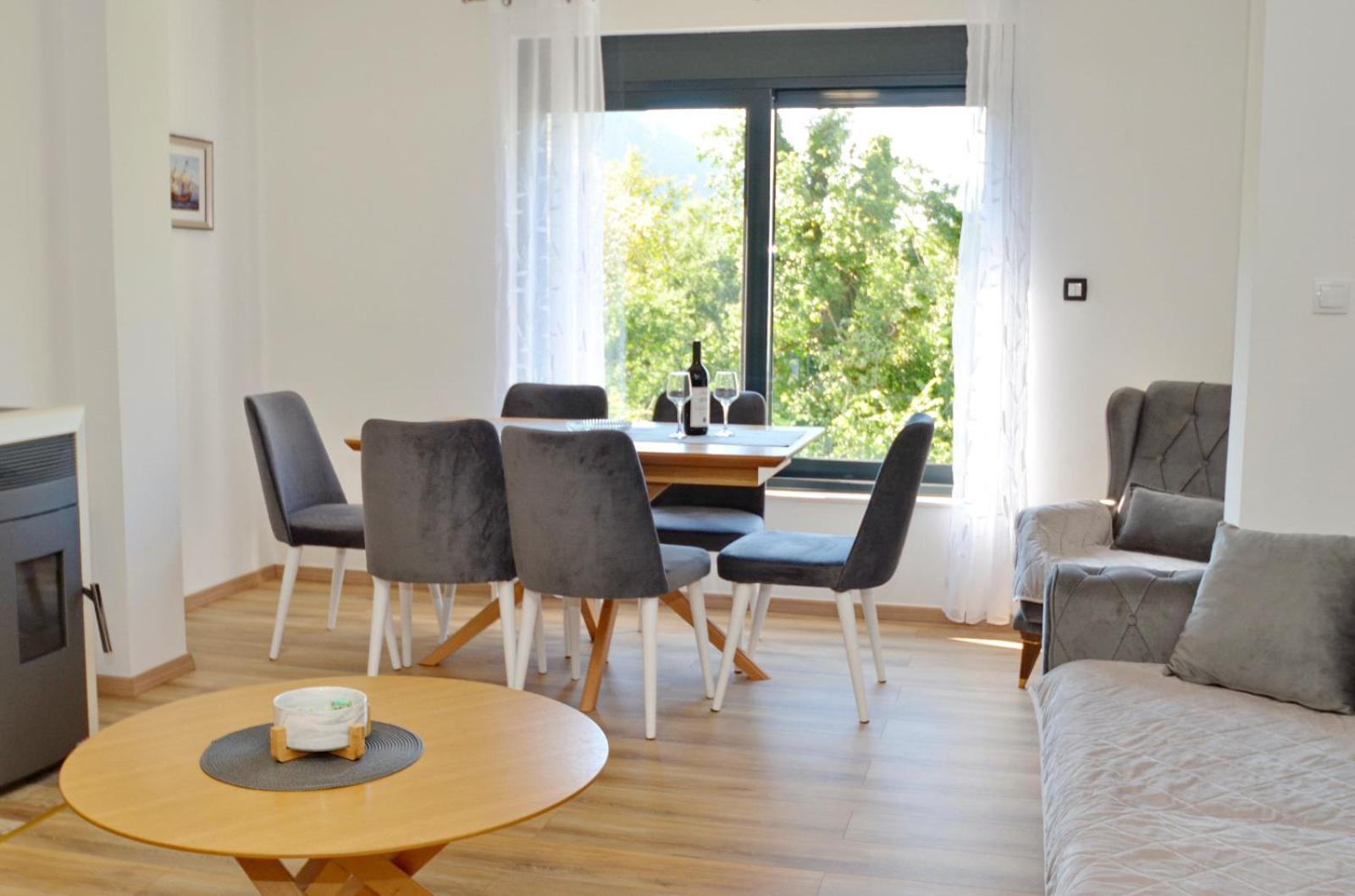 Radgost Kotor Apartments Esterno foto