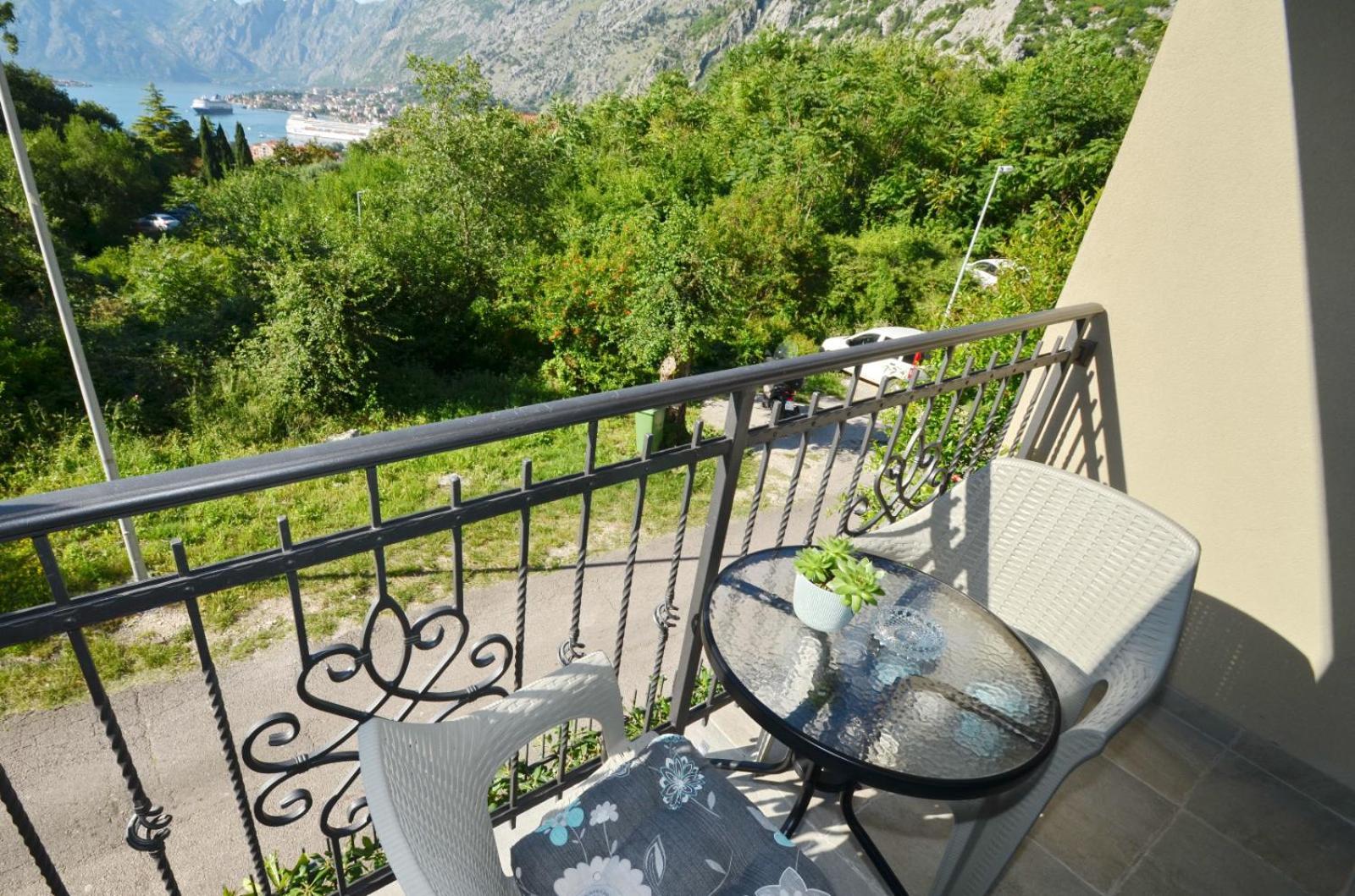 Radgost Kotor Apartments Esterno foto